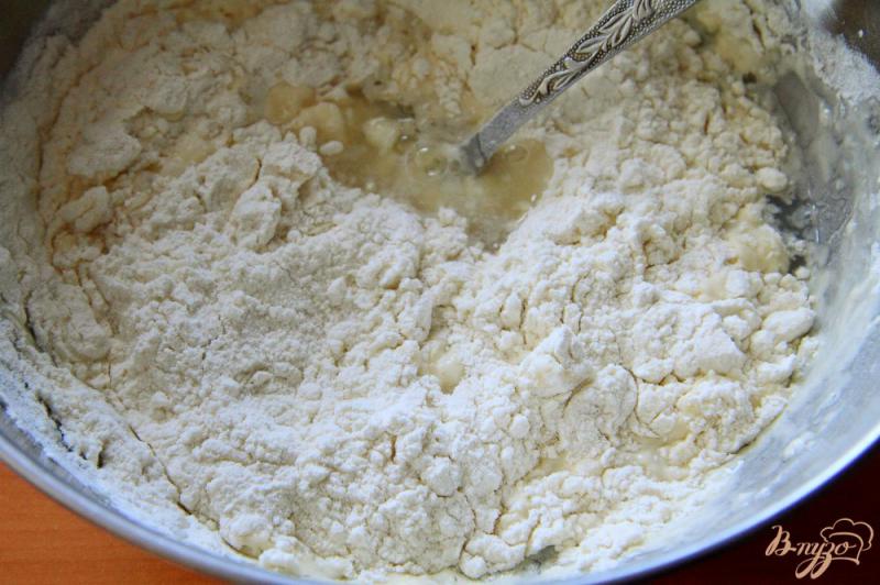 Фото приготовление рецепта: Манты - розочки с рубленным мясом, луком и картофелем шаг №2