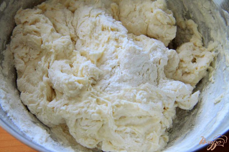 Фото приготовление рецепта: Манты - розочки с рубленным мясом, луком и картофелем шаг №3