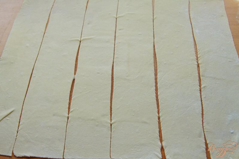 Фото приготовление рецепта: Манты - розочки с рубленным мясом, луком и картофелем шаг №6
