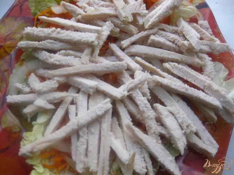 Фото приготовление рецепта: Салат с сельдереем и курицей в имбирном соусе шаг №14
