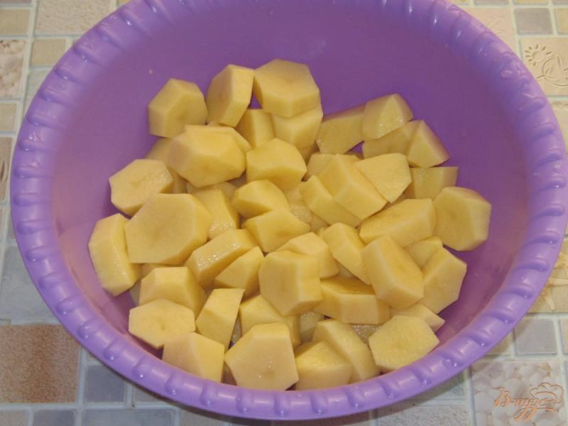Фото приготовление рецепта: Вешенки запеченные с картофелем в горшочке шаг №2