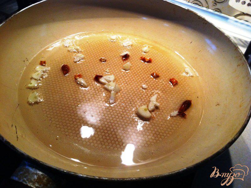 Фото приготовление рецепта: Острый рис со спаржевой фасолью на гарнир шаг №2