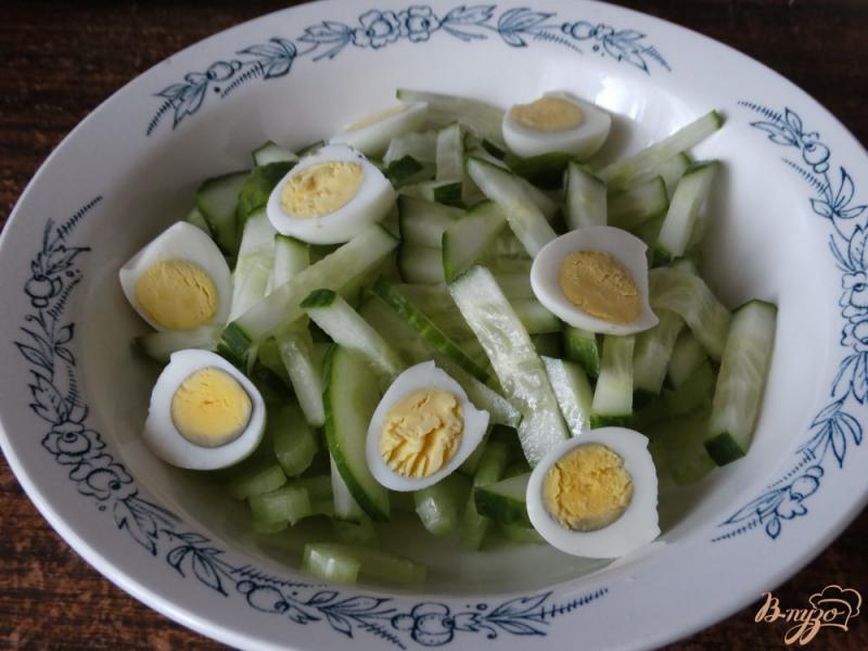 Фото приготовление рецепта: Салат с печенью и сельдереем шаг №2