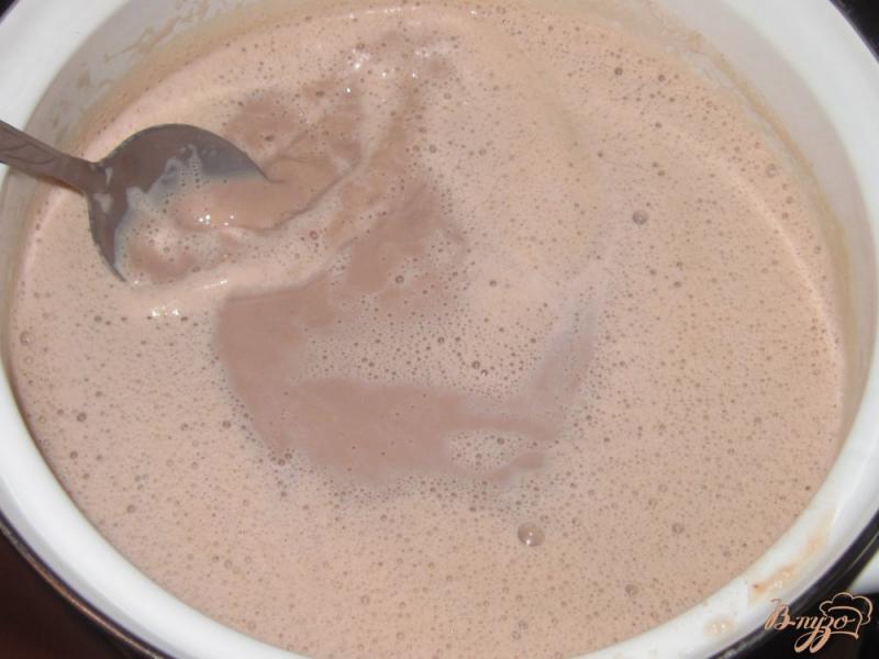 Фото приготовление рецепта: Какао для взрослых с коньяком и мороженым шаг №6