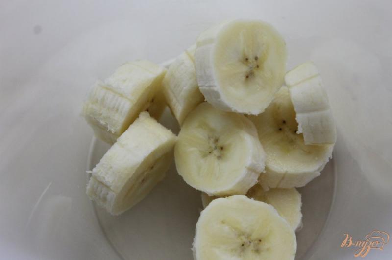 Фото приготовление рецепта: Сладкие тарталетки с творогом и бананом шаг №1