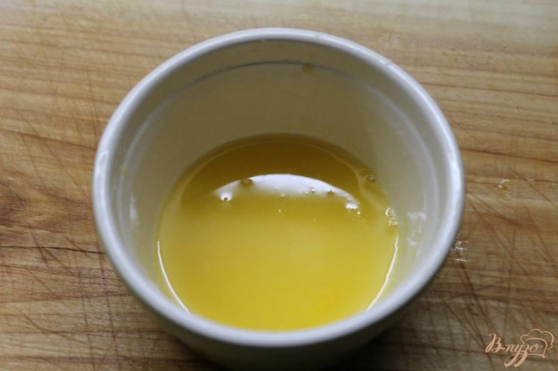 Фото приготовление рецепта: Салатная заправка с апельсиновым фрешем и соком лимона шаг №1
