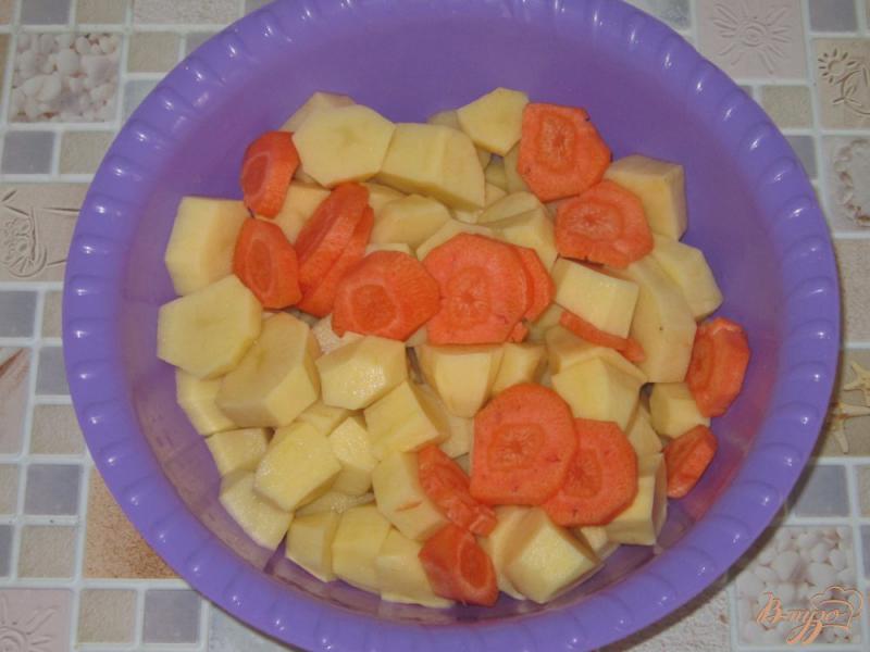 Фото приготовление рецепта: Картофель запеченный в горшочке с лесными грибами и куриной грудкой шаг №1