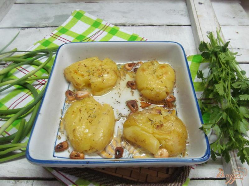 Фото приготовление рецепта: Запеченный картофель по-португальски шаг №5