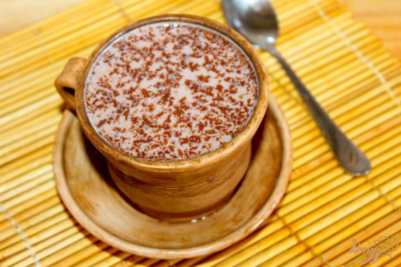 Фото приготовление рецепта: Какао с тертым шоколадом шаг №6