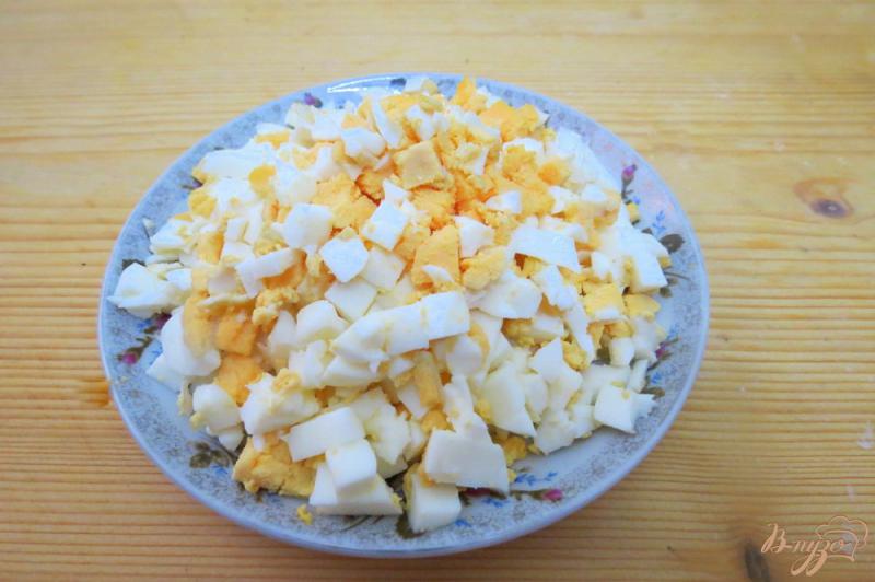 Фото приготовление рецепта: Зразы картофельные с луком и яйцом шаг №2