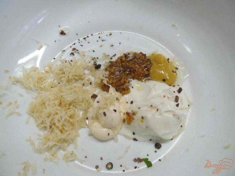 Фото приготовление рецепта: Салат - намазка из яйца и сельдерея шаг №3