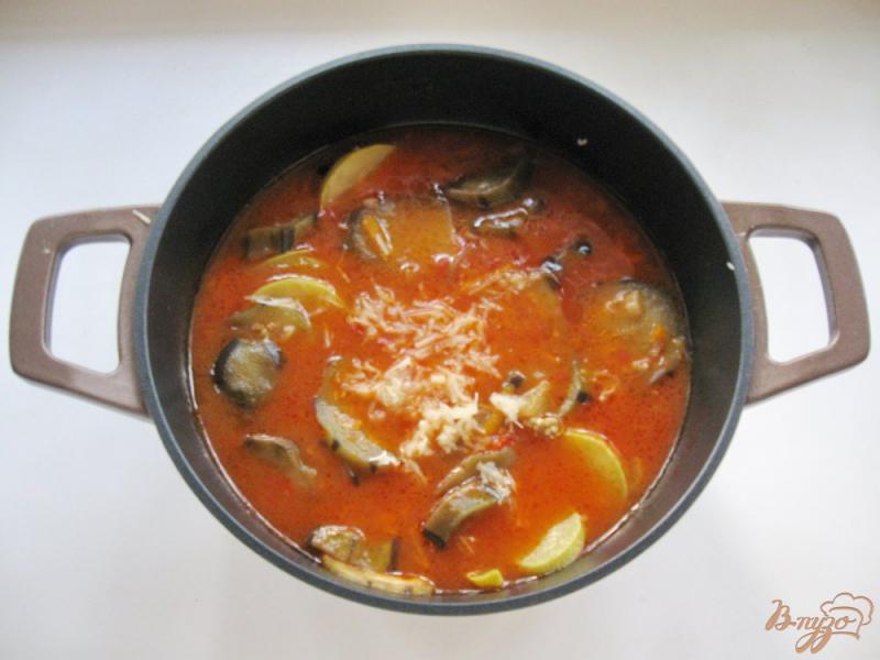 Фото приготовление рецепта: Овощное рагу из кабачков и баклажанов шаг №5