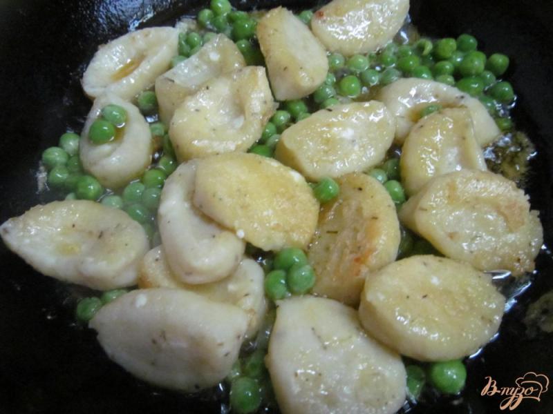 Фото приготовление рецепта: Ньокки картофельные с брынзой шаг №8