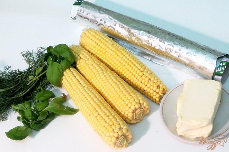 Фото приготовление рецепта: Кукуруза запеченная в фольге в духовке шаг №1
