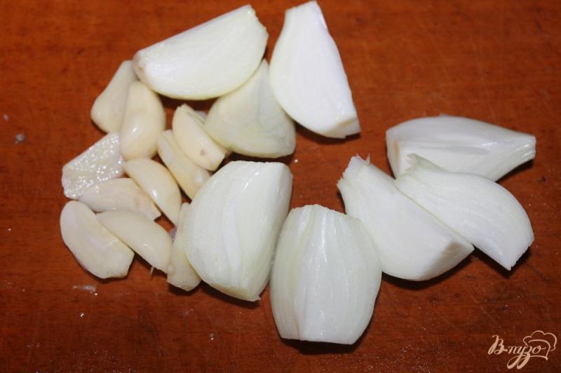 Фото приготовление рецепта: Картофель с цветной капустой и грибами в рукаве шаг №4