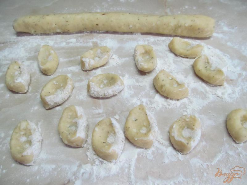 Фото приготовление рецепта: Ньокки с арахисовым соусом шаг №1