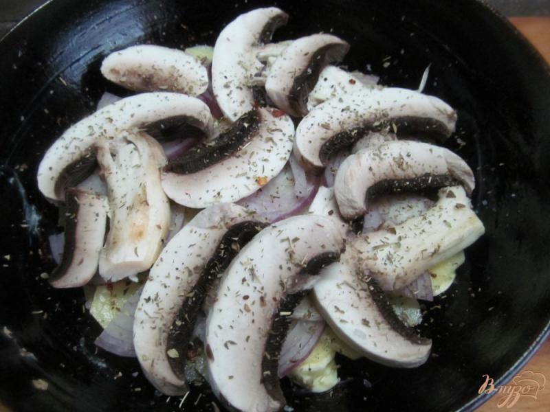 Фото приготовление рецепта: Тушеные овощи под сливочным соусом шаг №3