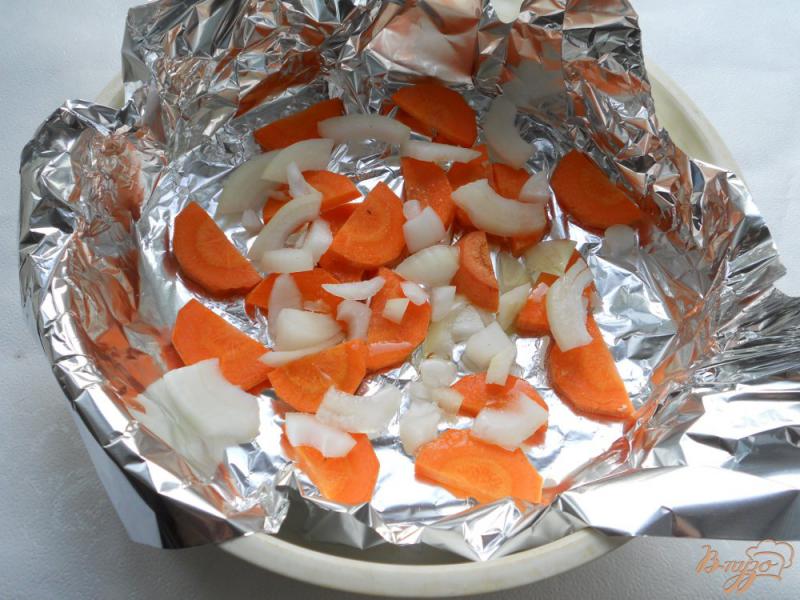 Фото приготовление рецепта: Филе хека с овощами на пару шаг №2