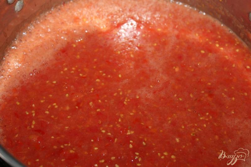 Фото приготовление рецепта: Заготовка из консервированного томата на борщ шаг №3