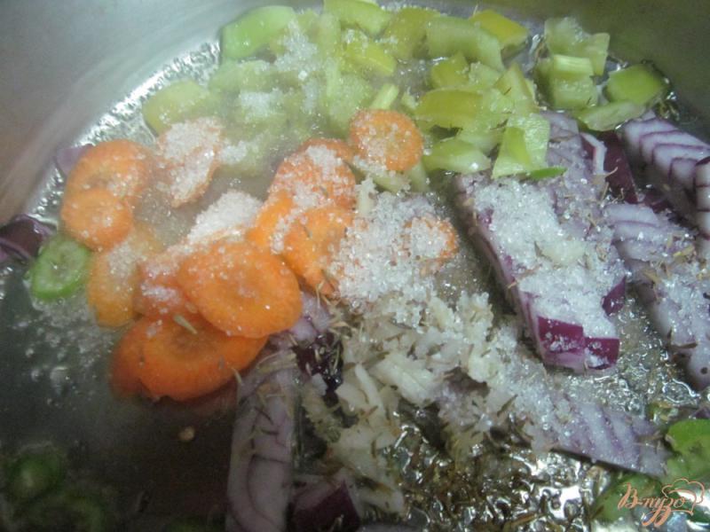 Фото приготовление рецепта: Острый мексиканский суп шаг №3