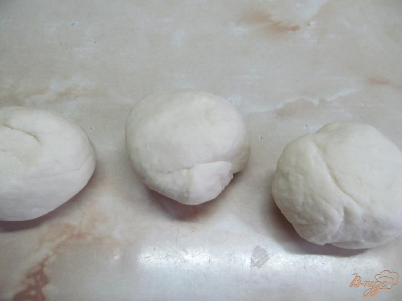 Фото приготовление рецепта: Чипати - индийский хлеб шаг №2