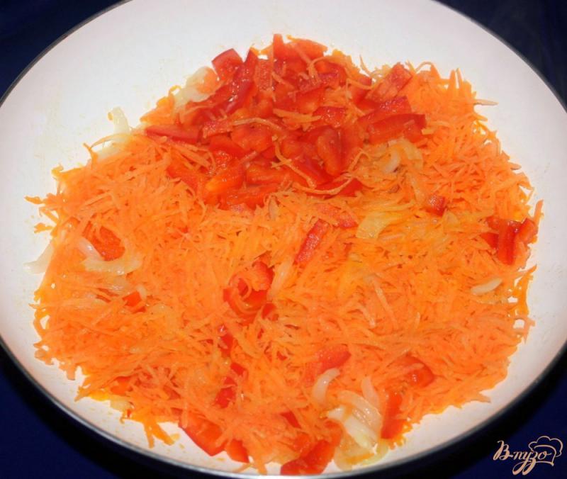 Фото приготовление рецепта: Камбала жареная по-корейски с рисом и овощами на гарнир шаг №3