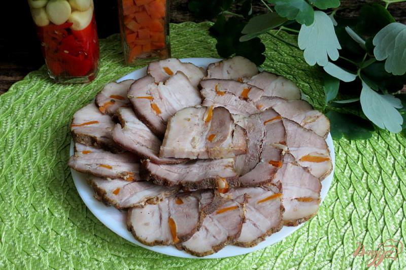 Фото приготовление рецепта: Свиная подчерёвина запеченная в фольге шаг №11