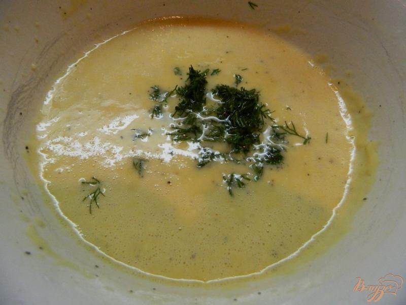 Фото приготовление рецепта: Закуска из лаваша и сыра в кляре шаг №3