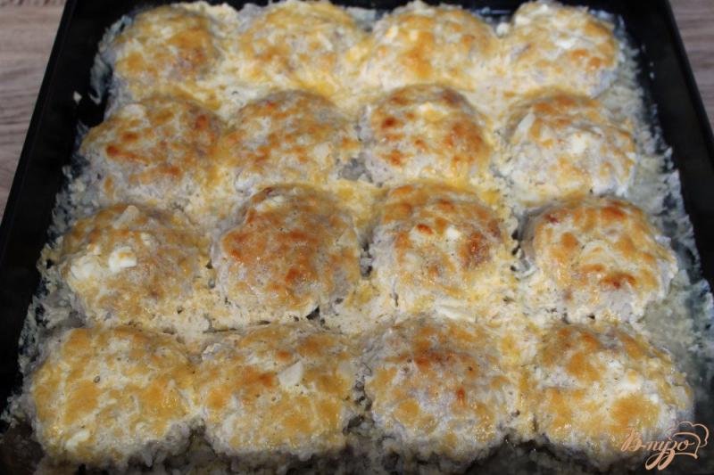 Фото приготовление рецепта: Тефтели с сыром приготовленные в духовке шаг №6
