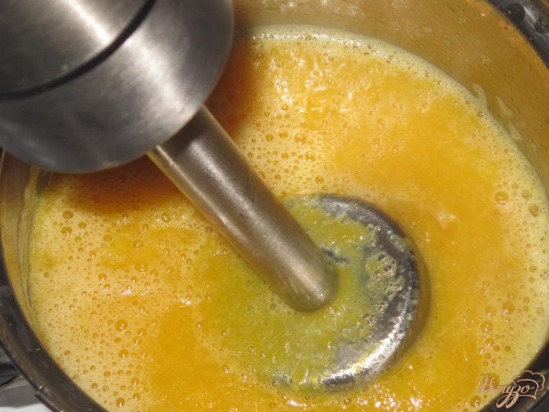 Фото приготовление рецепта: Желе молочно-апельсиновое шаг №4
