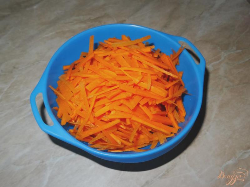 Фото приготовление рецепта: Лечо с морковью на зиму шаг №1