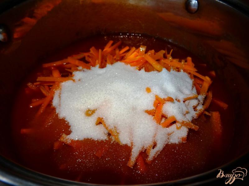 Фото приготовление рецепта: Лечо с морковью на зиму шаг №2