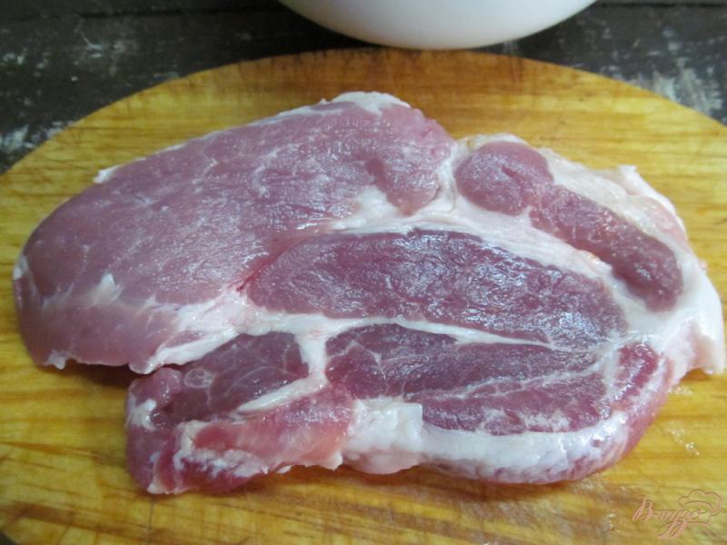 Фото приготовление рецепта: Свиной стейк на гриле шаг №2