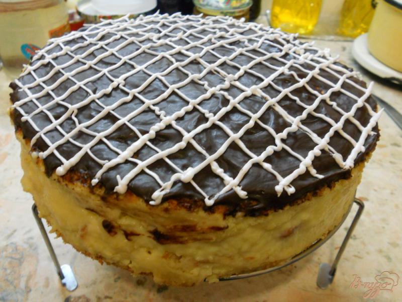 Фото приготовление рецепта: Бисквитный торт «Розалия» шаг №13