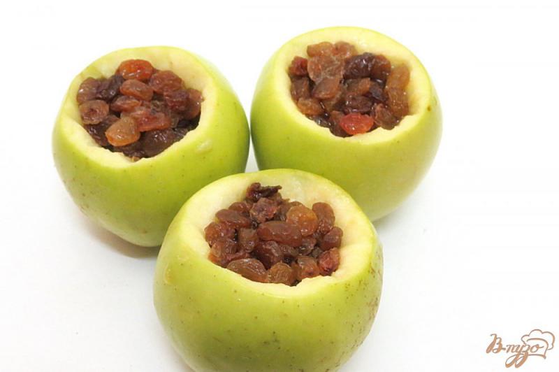 Фото приготовление рецепта: Яблоки запеченные в микроволновке шаг №6