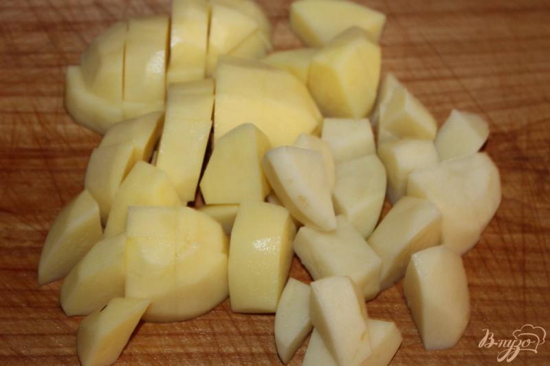 Фото приготовление рецепта: Картофельное пюре с сыром и шпинатным соусом шаг №1