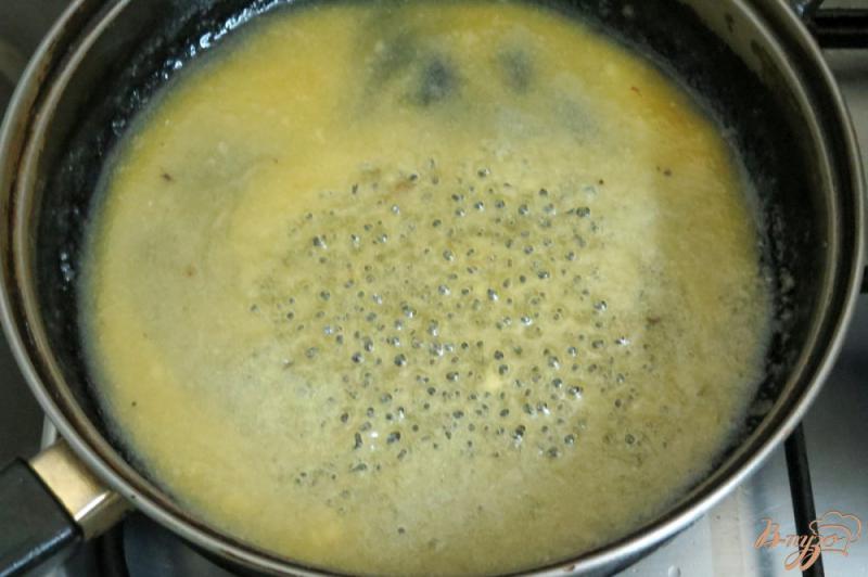 Фото приготовление рецепта: Шпинат в сметанном соусе шаг №6