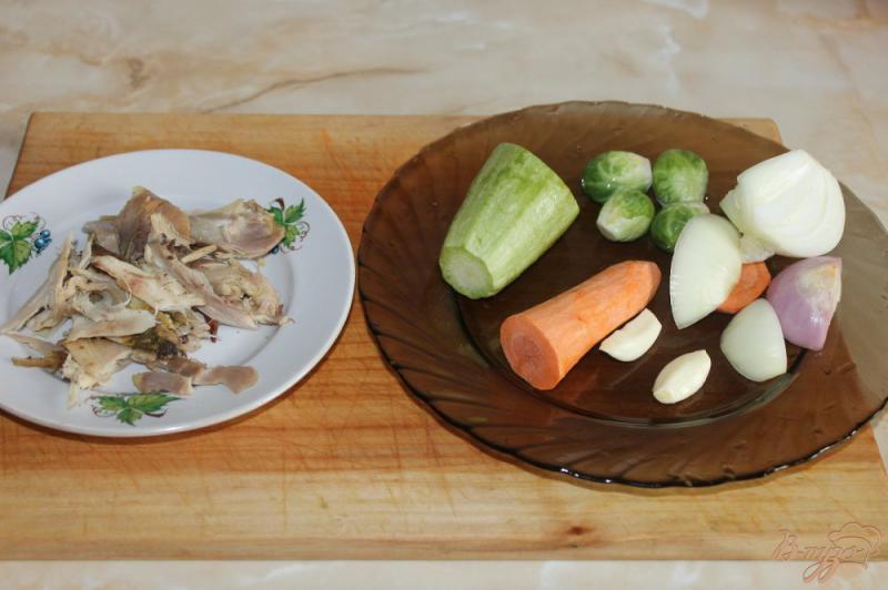 Фото приготовление рецепта: Диетическая гречка с курицей и брюссельской капустой в мультиварке шаг №1