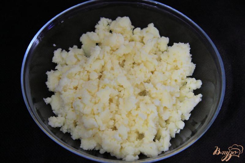Фото приготовление рецепта: Картофельные бездрожжевые лепешки, запеченные в духовке шаг №1