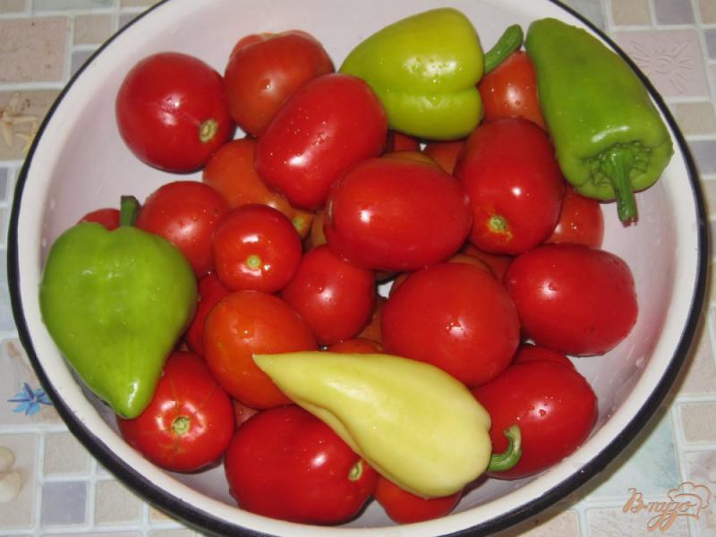 Фото приготовление рецепта: Маринованные помидоры любимый рецепт шаг №1
