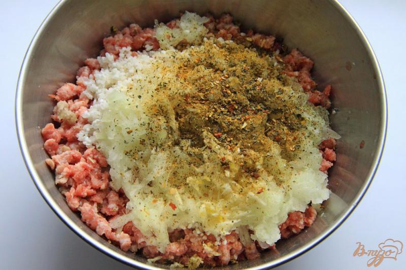 Фото приготовление рецепта: Фаршированный перец с картофелем в мультиварке шаг №4