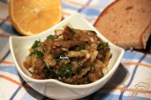 Фото приготовление рецепта: Мелидзаносалата  - салат из баклажанов по-гречески шаг №4