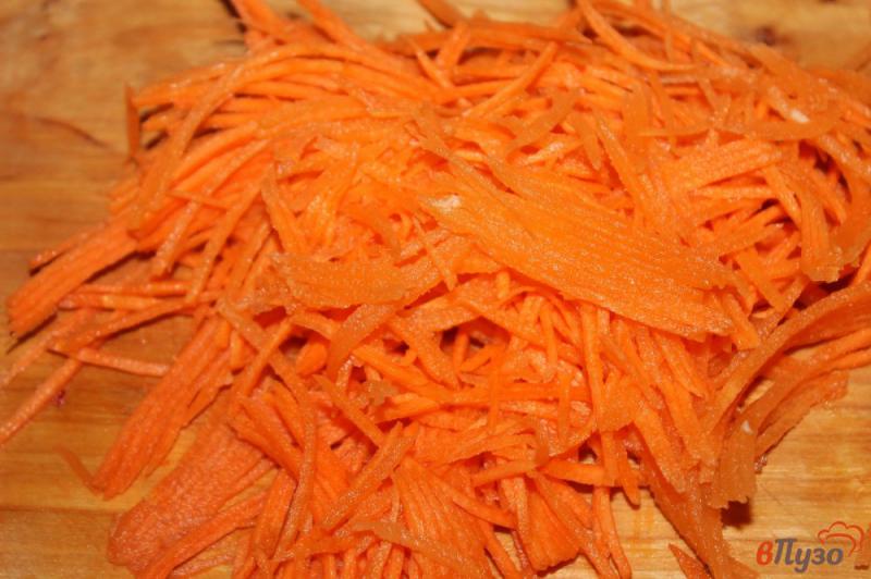 Фото приготовление рецепта: Перец с морковью по - корейски шаг №2
