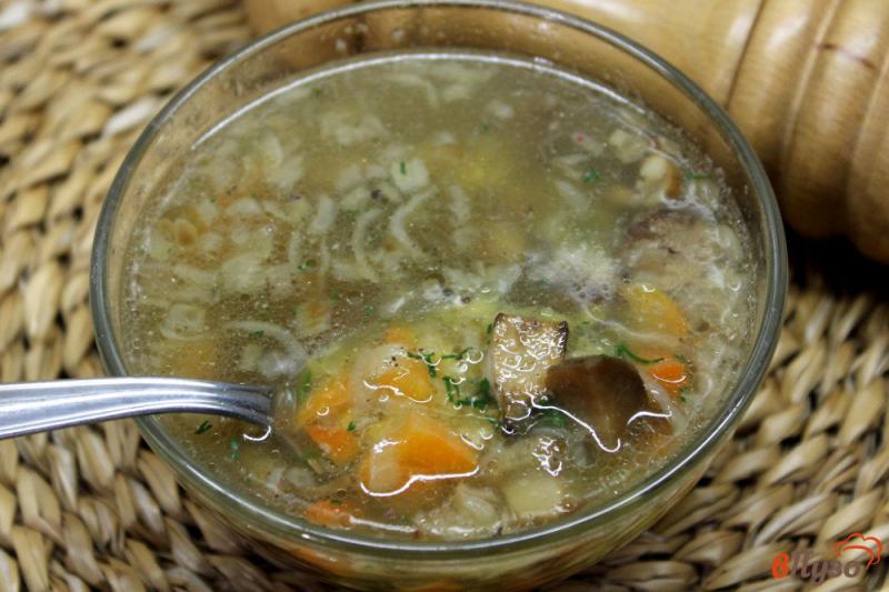 Фото приготовление рецепта: Грибной суп с чечевицей шаг №7