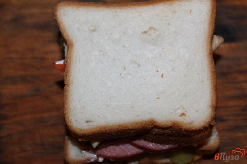 Фото приготовление рецепта: Клаб - сендвич с куриной грудкой и огурцами шаг №8