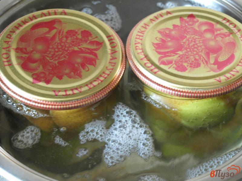 Фото приготовление рецепта: Груши консервированные в ванильном сиропе шаг №4
