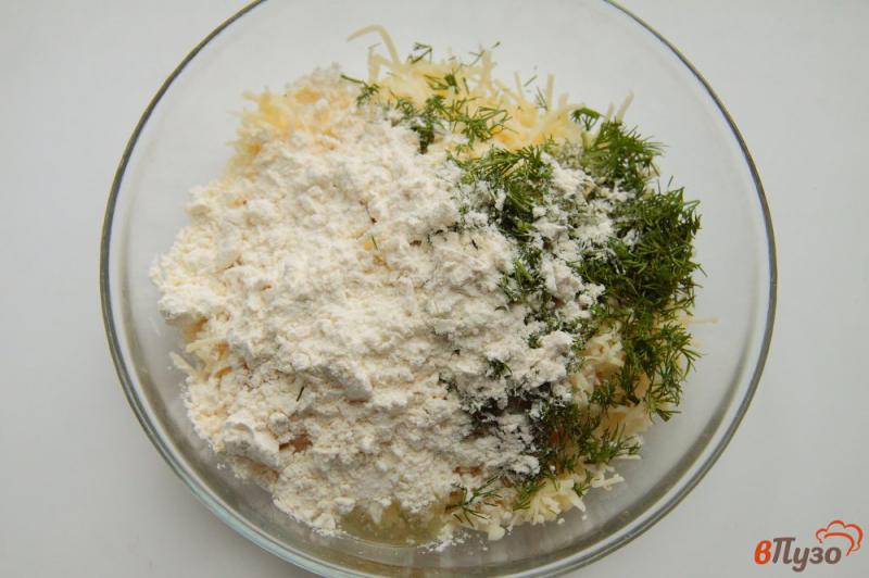 Фото приготовление рецепта: Овощной суп с сырными шариками в мультиварке шаг №4