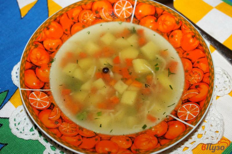 Фото приготовление рецепта: Суп с зеленым горошком и вермишелью шаг №6
