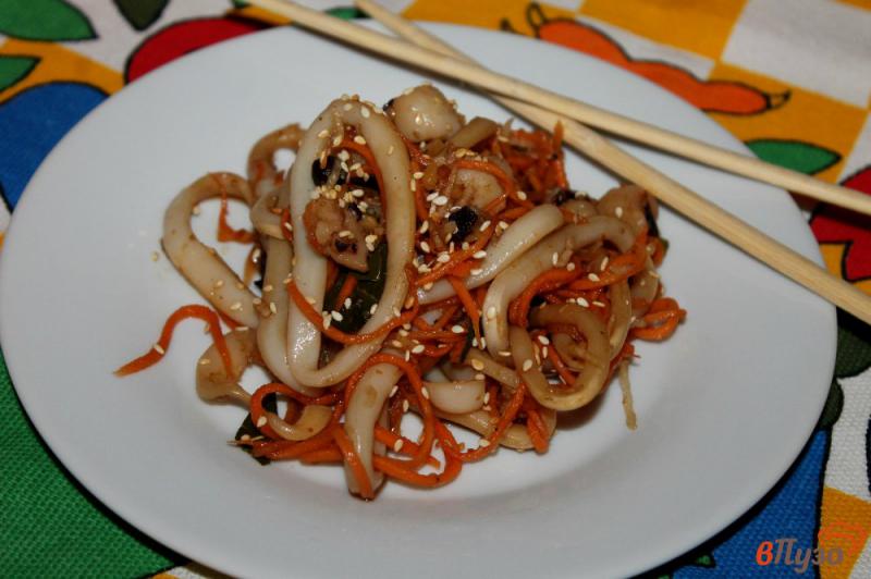 Фото приготовление рецепта: Салат из кальмара и осьминога по - корейски шаг №7