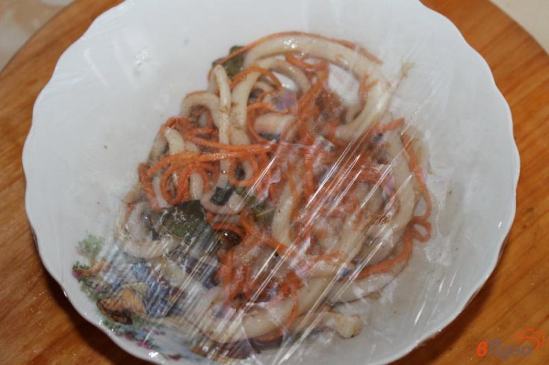 Фото приготовление рецепта: Салат из кальмара и осьминога по - корейски шаг №6